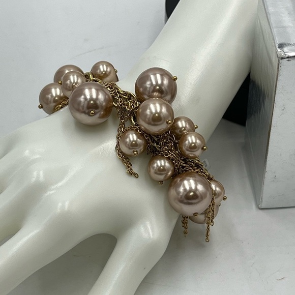 J. Crew Beige Faux‎ Pearl & Gold Tone Chain Fringe Tassel Bracelet - Picture 8 of 12